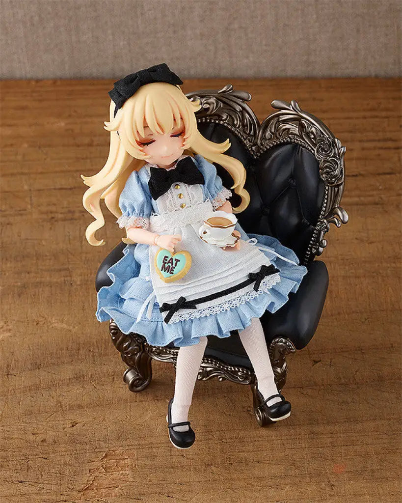 Pardoll Antique Chair: Noir - GeekLoveph