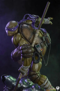 Pcs Donatello 1/3 Deluxe Scale Figure