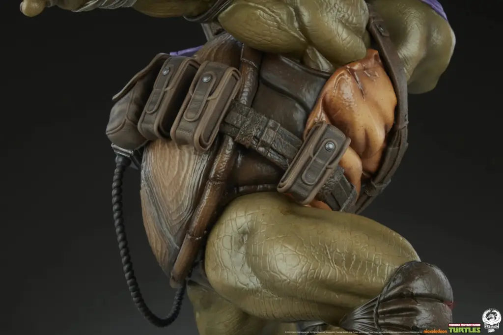 Pcs Donatello 1/3 Deluxe Scale Figure