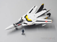 Pre Order Toynami x Calibre Wings Macross 1/72 scale VF-1 Valkyrie Fighter Diecast Model - GeekLoveph