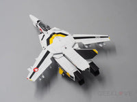 Pre Order Toynami x Calibre Wings Macross 1/72 scale VF-1 Valkyrie Fighter Diecast Model - GeekLoveph