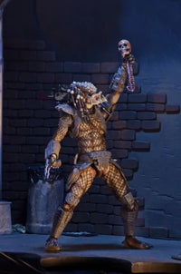 Predator - Ultimate City Hunter Predator Figure - GeekLoveph