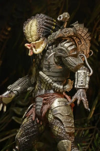 Predator - Ultimate Jungle Hunter Predator Figure - GeekLoveph