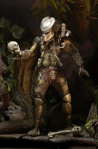 Predator - Ultimate Jungle Hunter Predator Figure - GeekLoveph