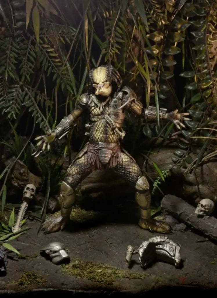 Predator - Ultimate Jungle Hunter Predator Figure - GeekLoveph