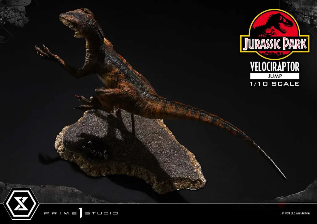 Prime Collectible Figures Jurassic Park (Film) Velociraptor Jump Scale Figure