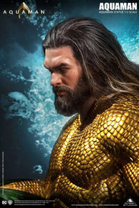 Queen Studios: 1/2 scale Aquaman - GeekLoveph