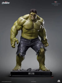 Queen Studios Hulk 1/3 Statue Scale Figure