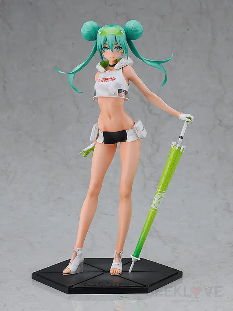 Racing Miku 2022 Tropical Ver. Scale Figure