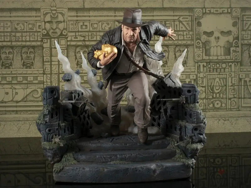 Raiders of the Lost Ark Gallery Indiana Jones Deluxe Figure Diorama