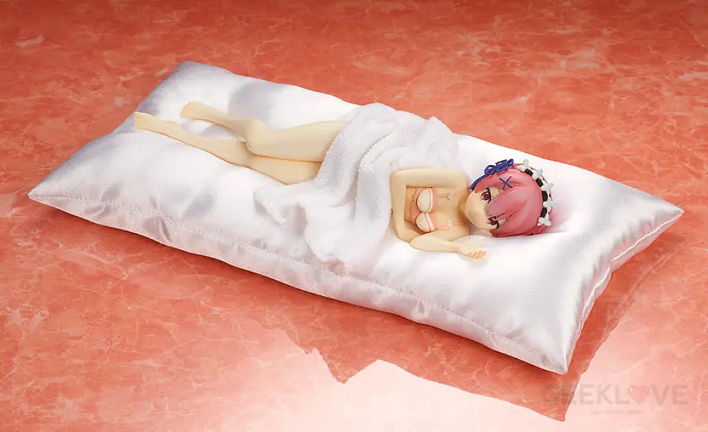 Ram Sleep Sharing Pink Lingerie Ver. 1/7 Scale Figure - GeekLoveph