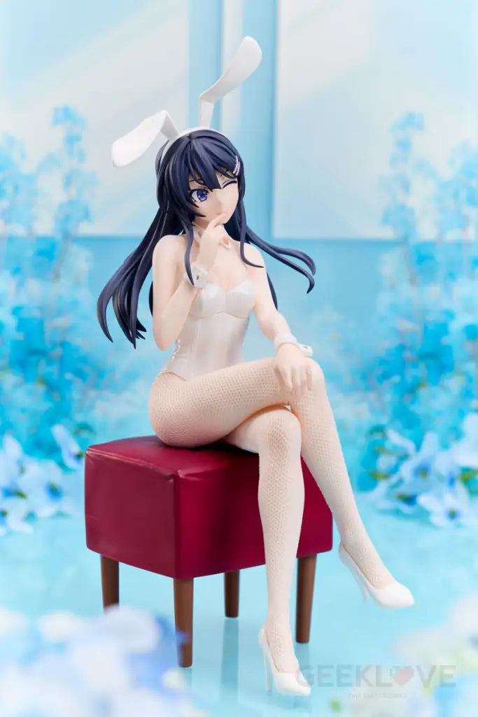 Rascal Does Not Dream Series Mai Sakurajima Bunny Ver. Statue