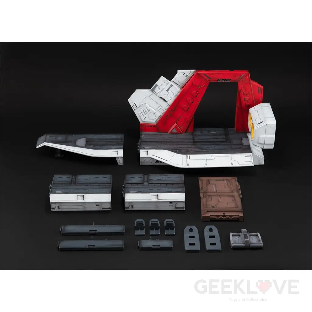 Realistic Model Series Mobile Suit Z Gundam ARGAMA Catapult Deck for 1/144 HGUC - GeekLoveph