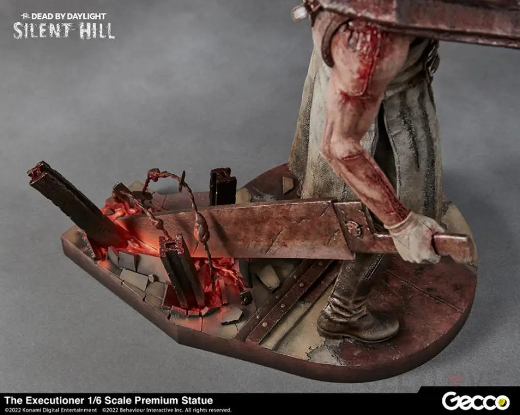 Red Pyramid Thing (The Executioner) 1/6 Scale Premium Statue - GeekLoveph