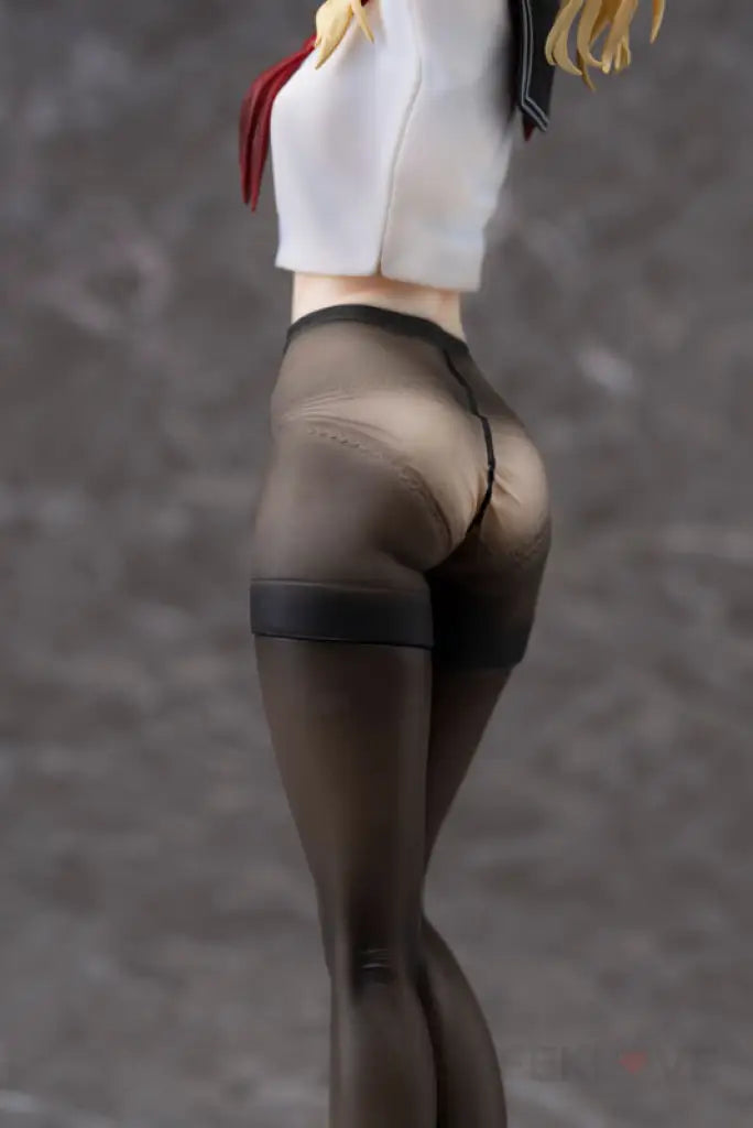 Reina Kagurazaka Ponite illustration by Hiten Hatsufuyu ver. 1/7 Scale Figure - GeekLoveph