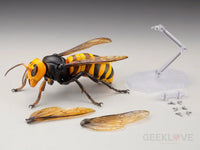 Revoltech RevoGeo Vespa Mandarinia (Asian Giant Hornet) - GeekLoveph