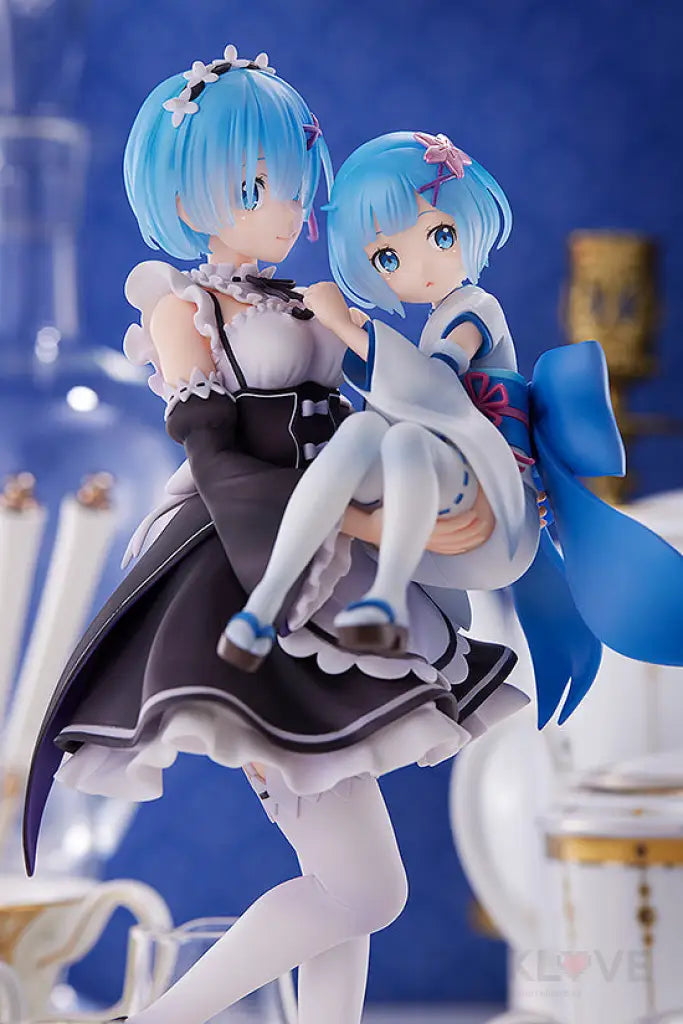 Re:zero -Starting Life In Another World- Figure Rem & Childhood Preorder