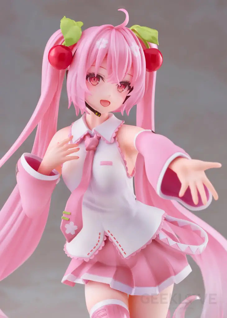Sakura Miku 2nd season New written Figure Stage Face ver. - GeekLoveph