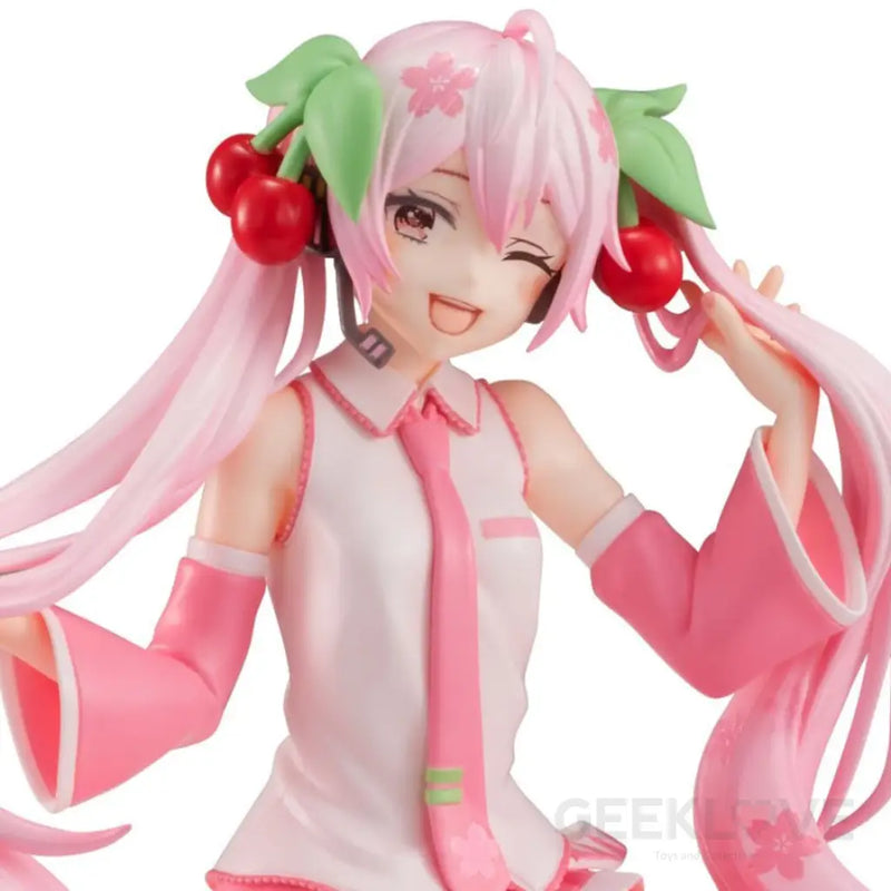 Sakura Miku Wink ver. Noodle Stopper Figure