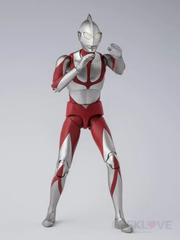 Shin Ultraman S.H.Figuarts Ultraman - GeekLoveph