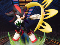 Sonic The Hedgehog Shadow the Hedgehog: Chaos Control Statue - GeekLoveph