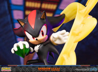 Sonic The Hedgehog Shadow the Hedgehog: Chaos Control Statue - GeekLoveph