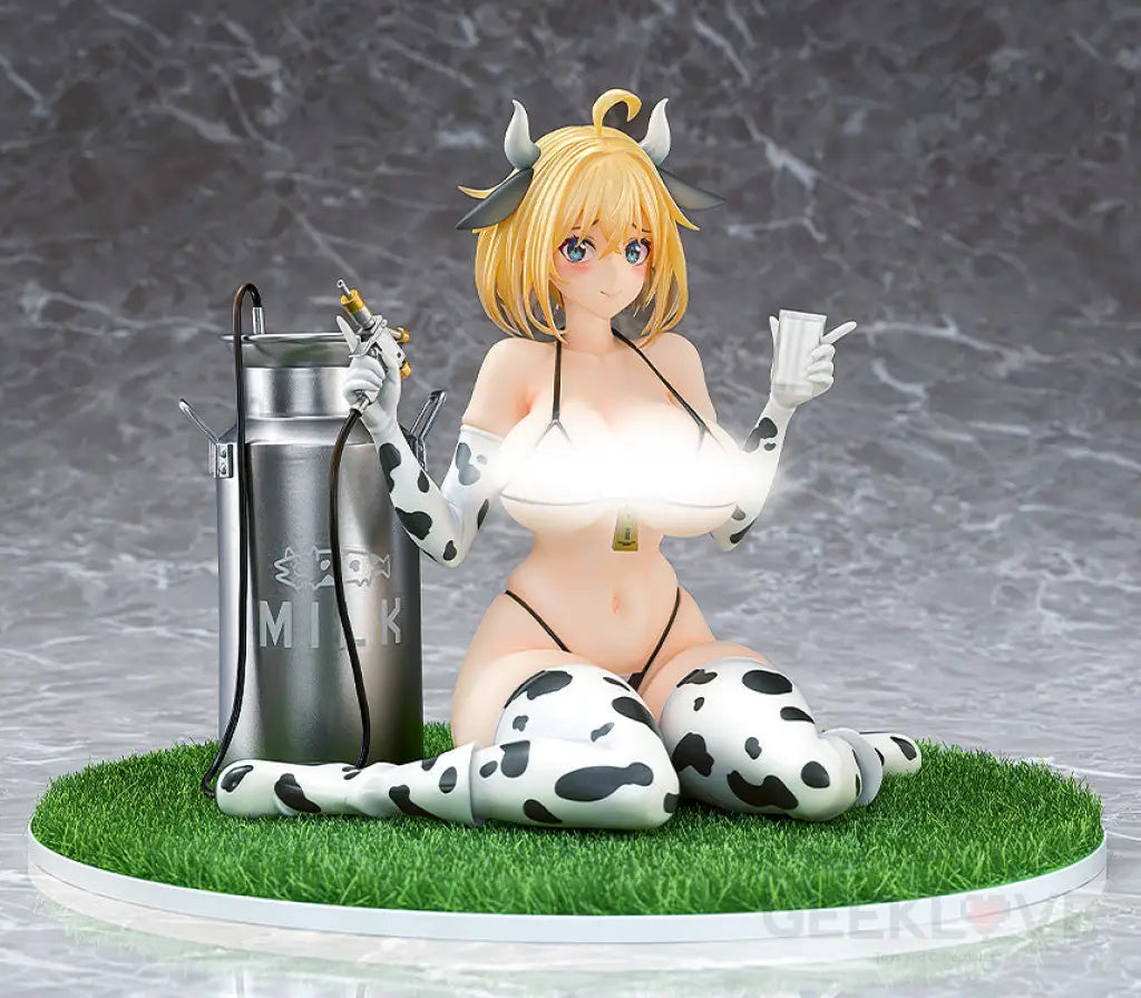 Sophia F. Shirring: Cow Bikini Ver.