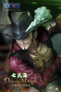 Soul Wing Hawkeye Dracule Mihawk 1/6 Scale Statue - GeekLoveph