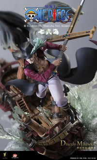 Soul Wing Hawkeye Dracule Mihawk 1/6 Scale Statue - GeekLoveph