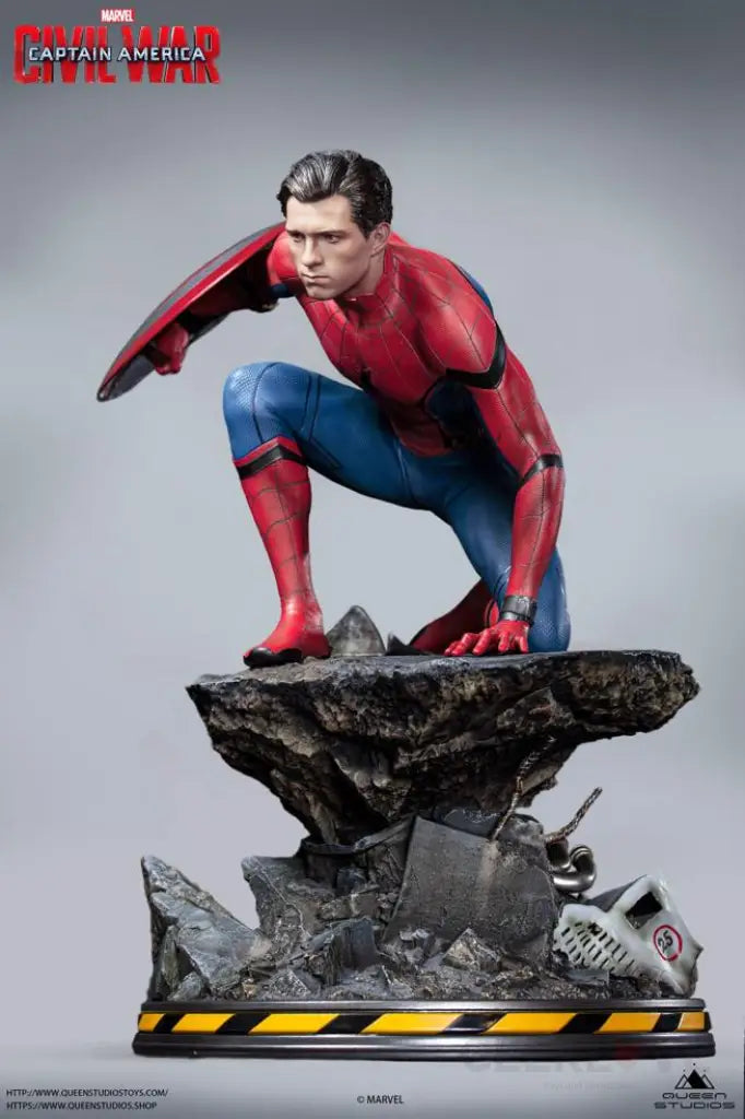Spider-Man 1/4 Scale Premium Edition Captain America: Civil War Statue - GeekLoveph