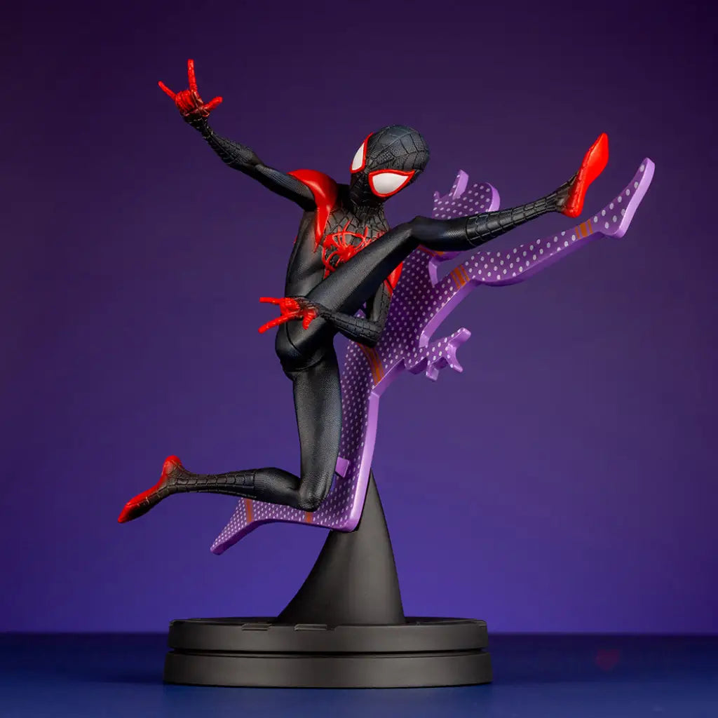 Spider-Man Into The Spider-Verse Miles Morales Hero Suit Ver. ARTFX+ - GeekLoveph