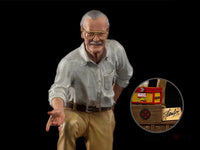 Stan Lee Deluxe Art Scale 1/10 - GeekLoveph