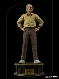 Stan Lee Legacy Replica 1/4 Scale Statue - GeekLoveph