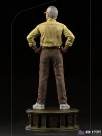 Stan Lee Legacy Replica 1/4 Scale Statue - GeekLoveph