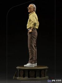 Stan Lee Legacy Replica 1/4 Scale Statue - GeekLoveph