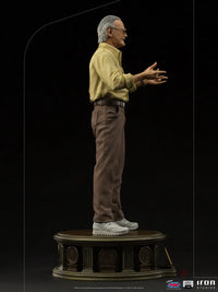 Stan Lee Legacy Replica 1/4 Scale Statue - GeekLoveph