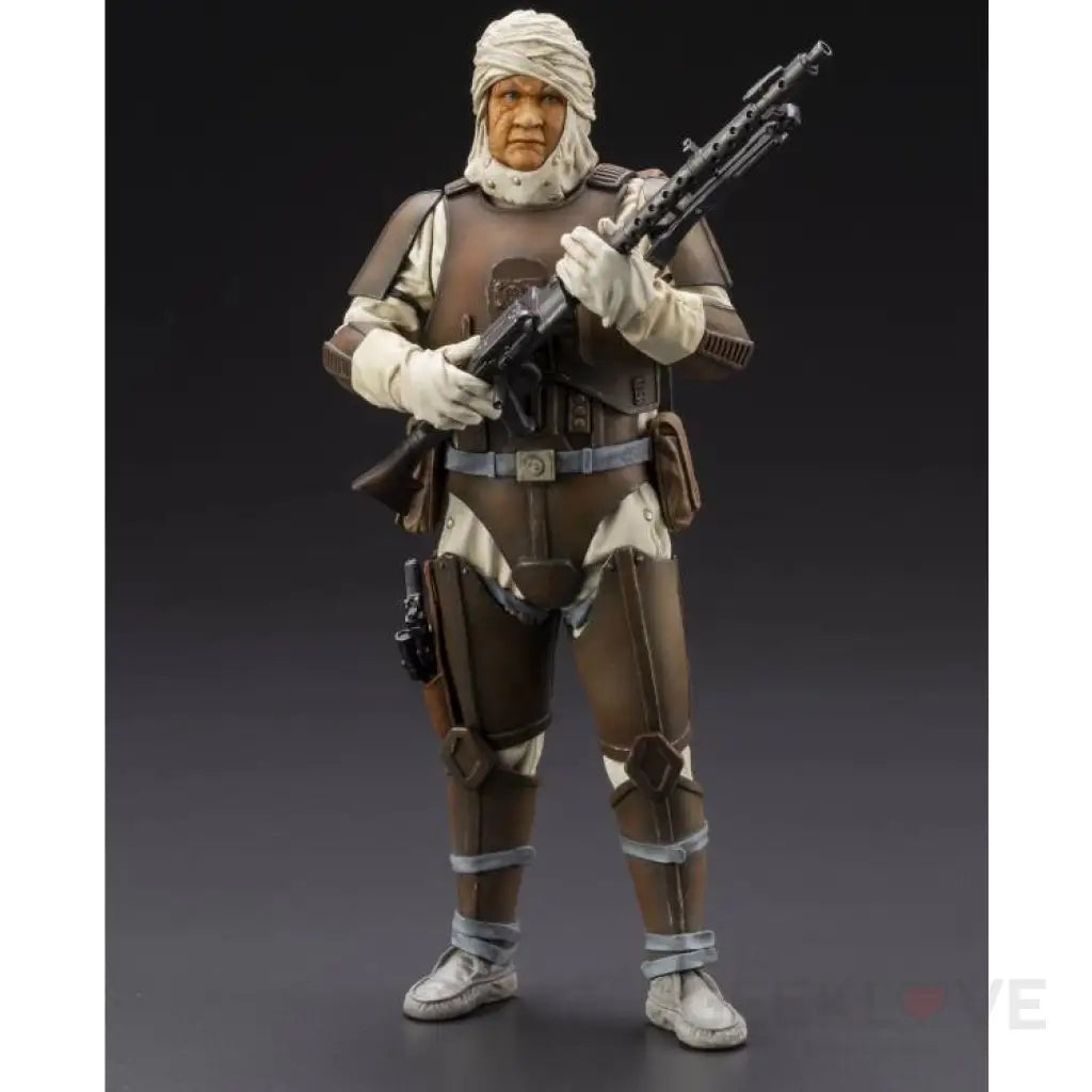 Star Wars Bounty Hunter ArtFX+ Dengar Statue - GeekLoveph