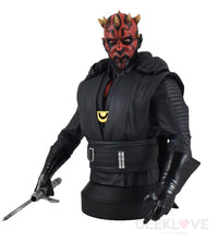 Star Wars Crimson Dawn Darth Maul 1/6 Scale Bust - GeekLoveph
