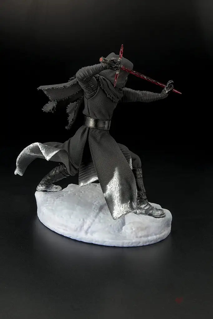 Star Wars: Episode 7 - Kylo Ren ARTFX Statue - GeekLoveph