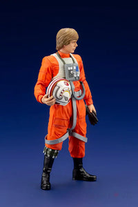 Star Wars Luke Skywalker X-Wing Pilot ARTFX+ - GeekLoveph