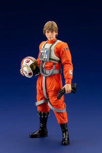 Star Wars Luke Skywalker X-Wing Pilot ARTFX+ - GeekLoveph