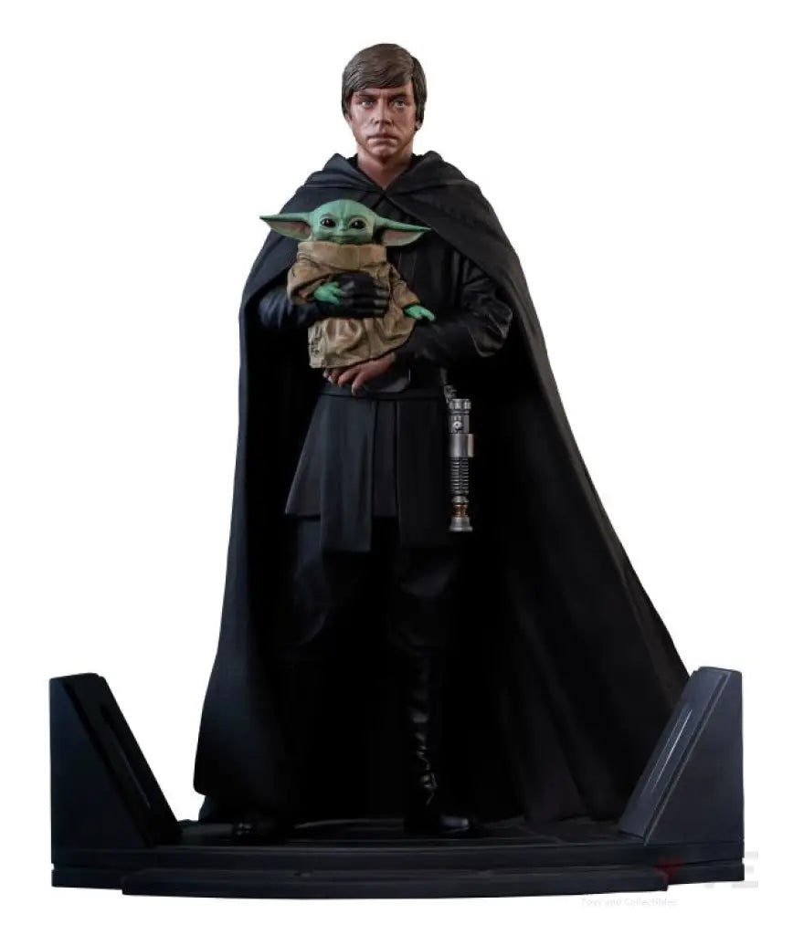Star Wars Premier Collection Mandalorian Luke & Grogu Statue - GeekLoveph