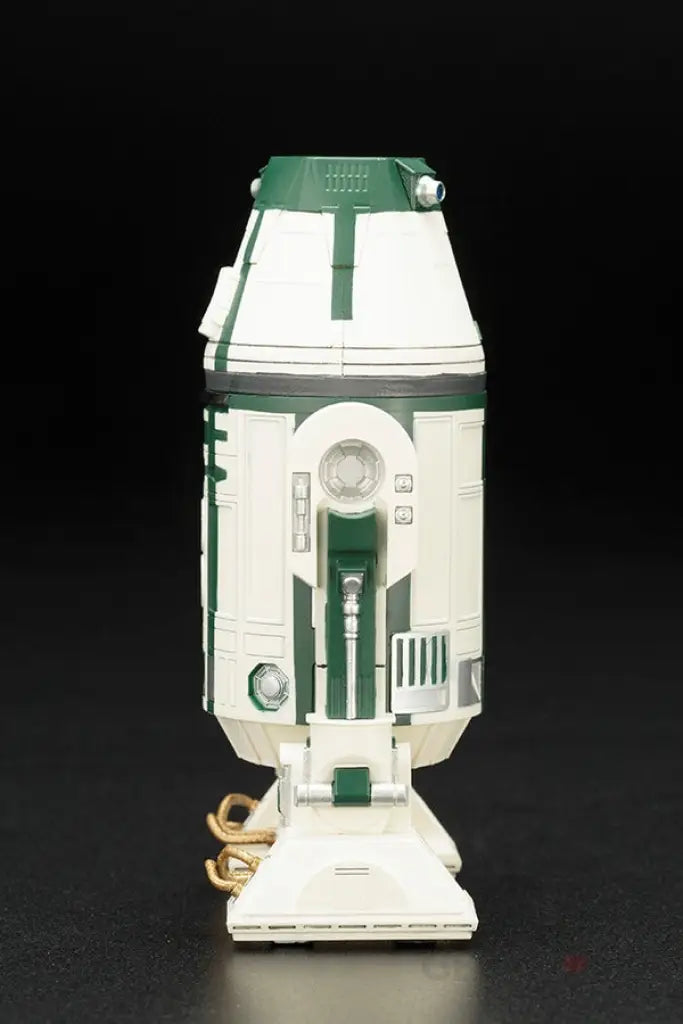 STAR WARS R4-M9 ARTFX+ CELEBRATION EXCLUSIVE - GeekLoveph