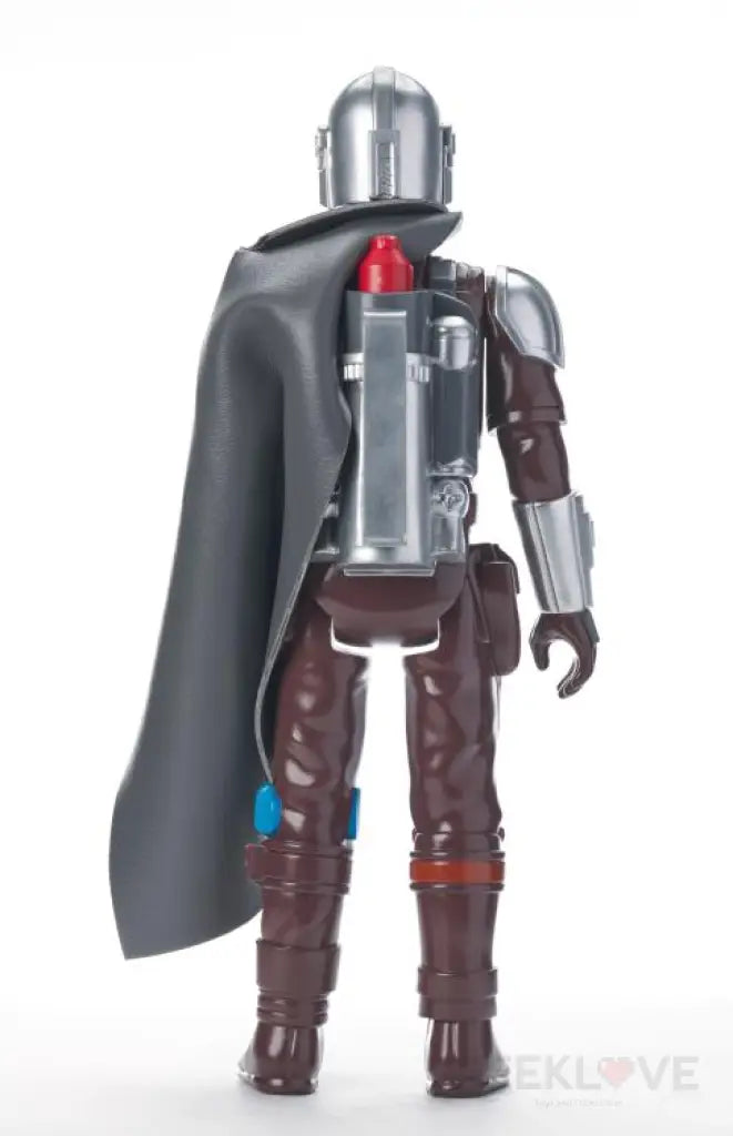 Star Wars The Mandalorian (Beskar Armor) Jumbo Figure - GeekLoveph