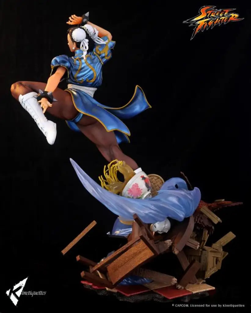 Street Fighter V Chun-Li 1/4 Scale Diorama - GeekLoveph