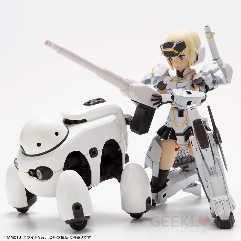 Tamotu (White Ver.) Preorder