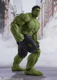 The Avengers S.H.Figuarts Hulk (Avengers Assemble Edition) - GeekLoveph