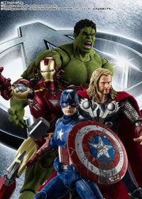 The Avengers S.H.Figuarts Hulk (Avengers Assemble Edition) - GeekLoveph