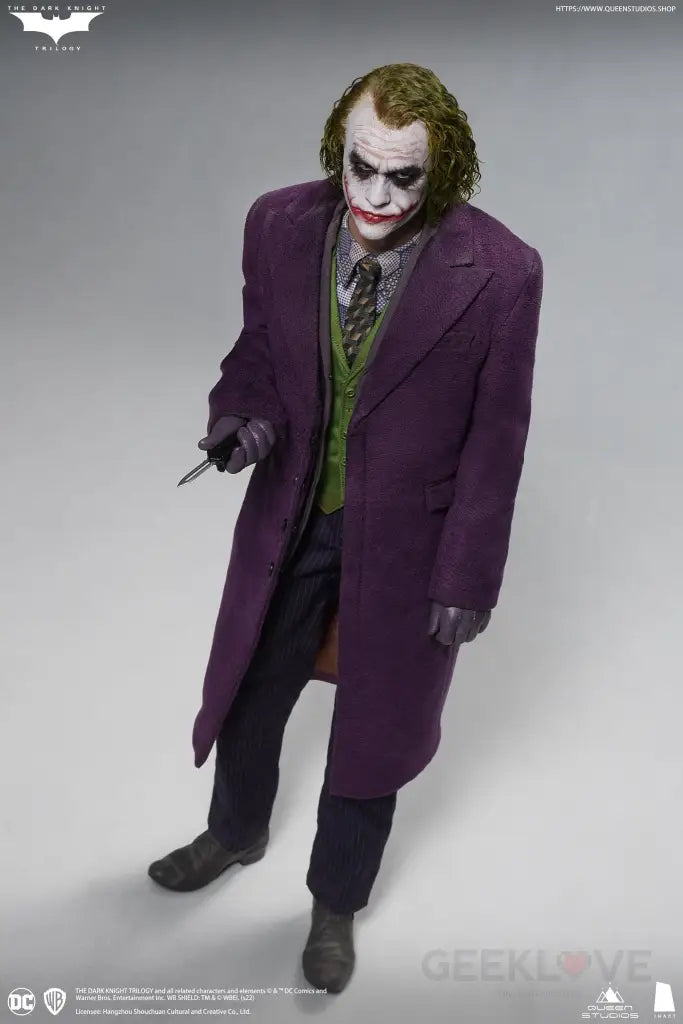 The Dark Knight Joker 1/6 Scale Figure (Deluxe) - GeekLoveph