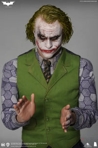 The Dark Knight Joker 1/6 Scale Figure (Deluxe) - GeekLoveph